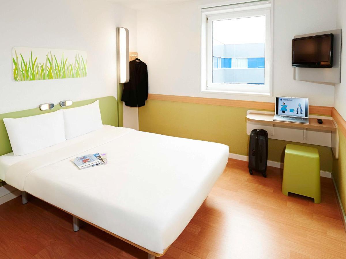 Ibis Budget Birmingham Airport Terminal Building - Nec Bickenhill Bagian luar foto