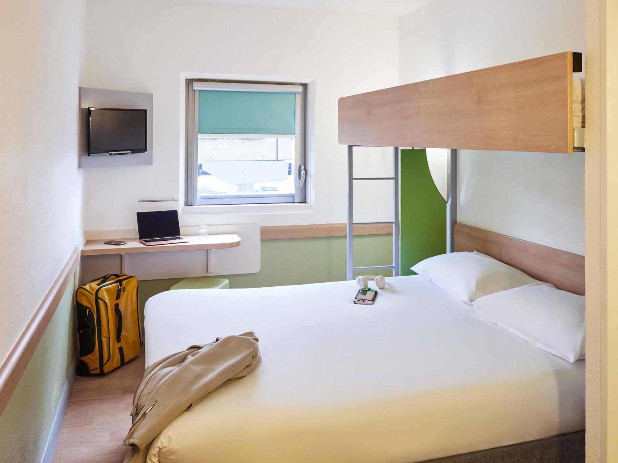 Ibis Budget Birmingham Airport Terminal Building - Nec Bickenhill Bagian luar foto