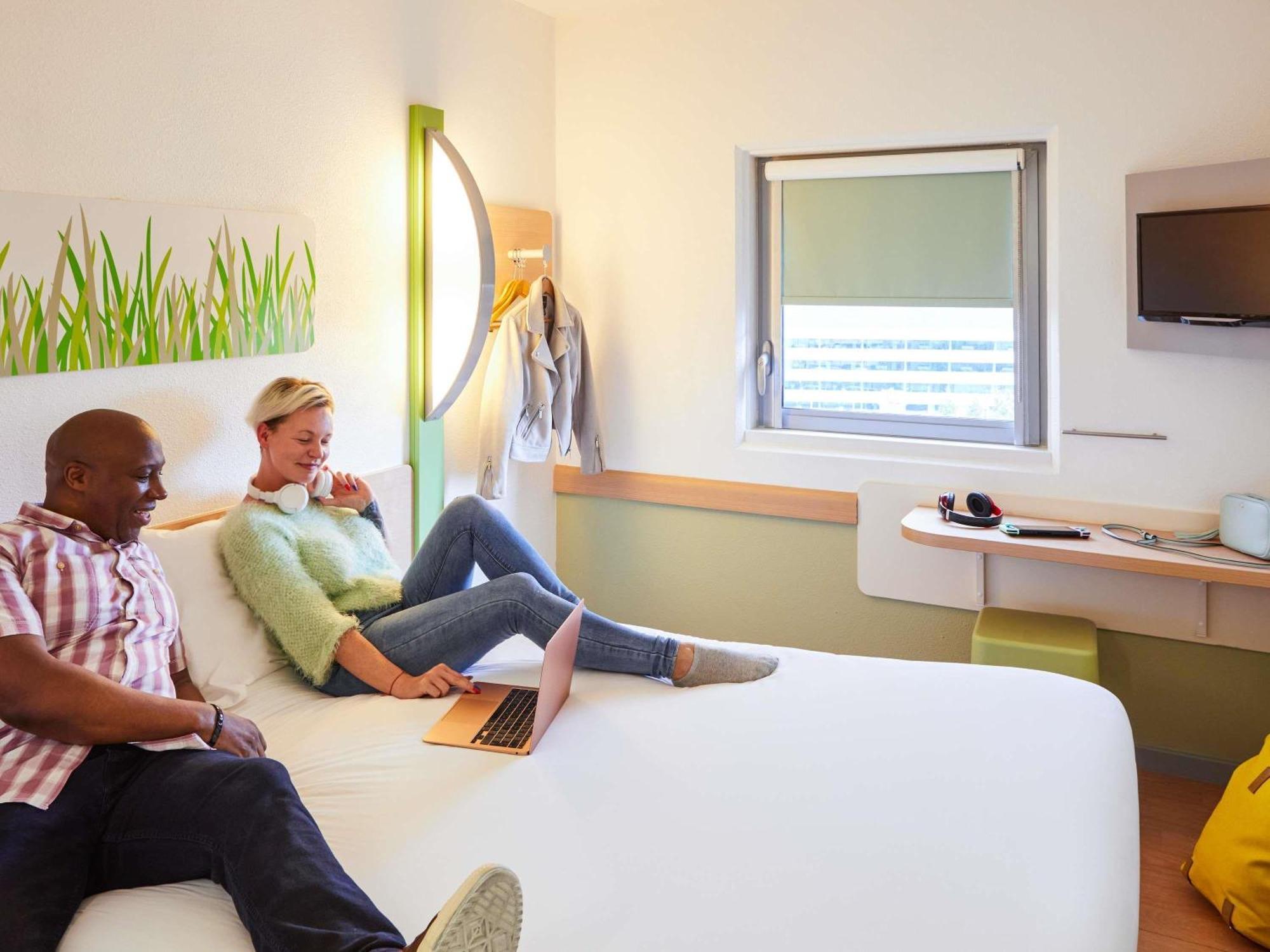 Ibis Budget Birmingham Airport Terminal Building - Nec Bickenhill Bagian luar foto
