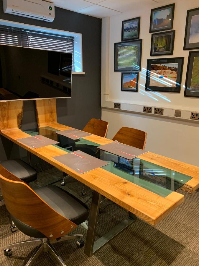 Ibis Budget Birmingham Airport Terminal Building - Nec Bickenhill Bagian luar foto